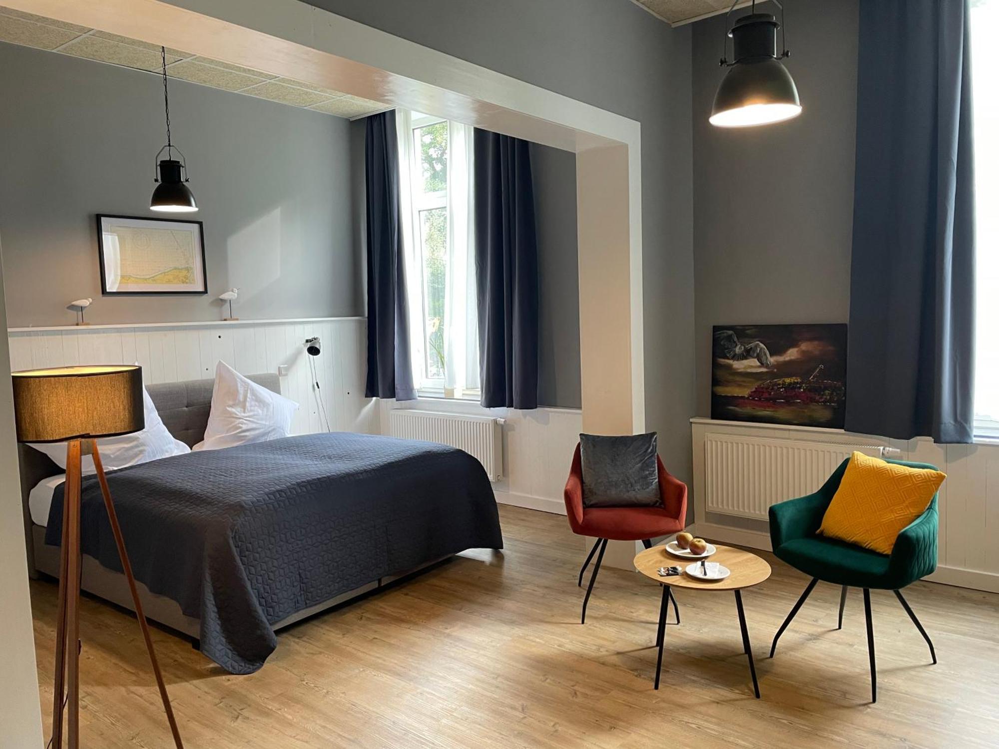 Hotel Alte Navigationsschule Rhauderfehn Εξωτερικό φωτογραφία